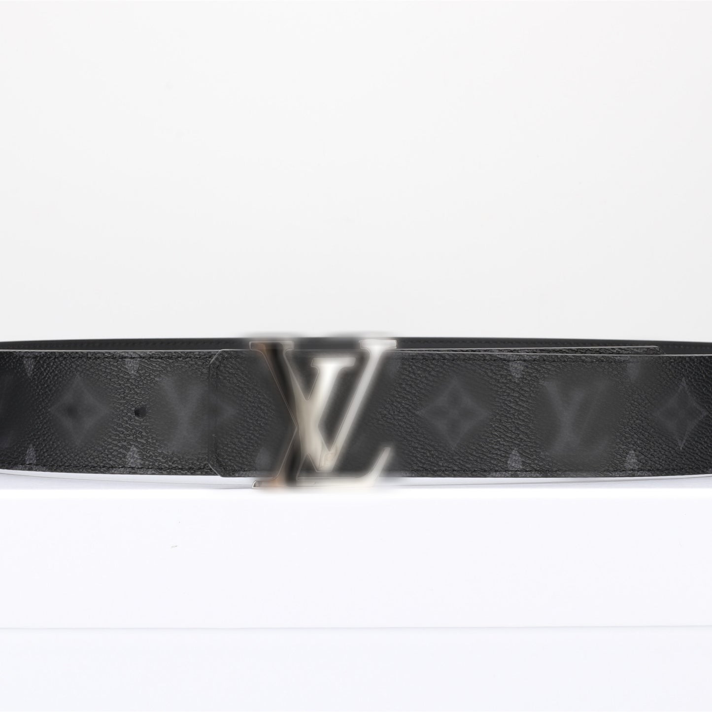 LV- Men's Black Belt Grey Pattern